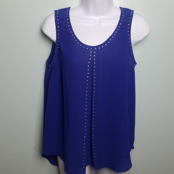 Michael Kors Tops - Michaels Kors sleeveless Top size PM   *C9
